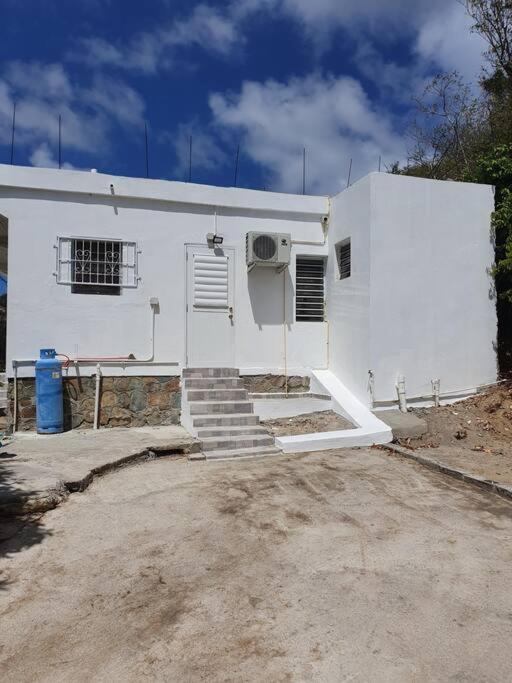 The Aquila Villa Philipsburg  Exteriér fotografie